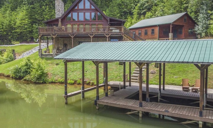 Ten Mile Haus | Lakefront Haven on Watts Bar