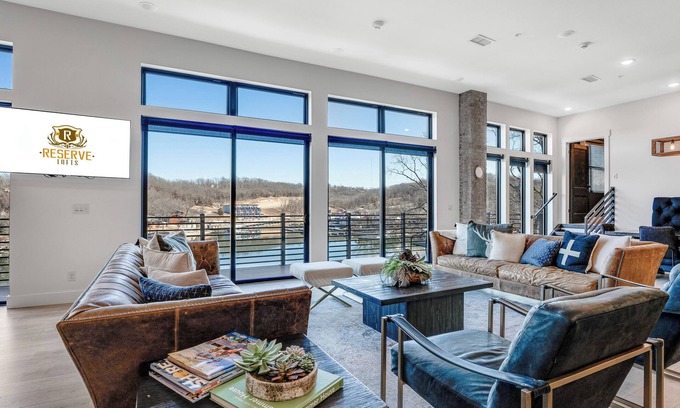 Osage Beach Eigentumswohnung | Penthouse in den Reserve Lofts