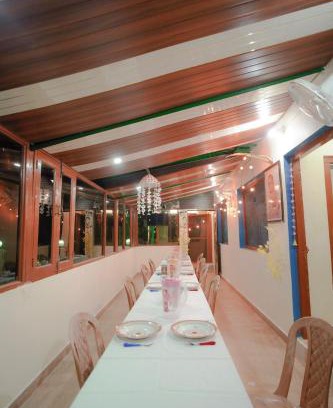 Amritpur Haus | Lakeside cottage at saikhola