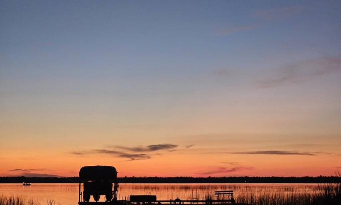 Center Township Kabine | Lakeside Sand Beach House on 3 Acres of fun Near Nisswa and Cross Lake.