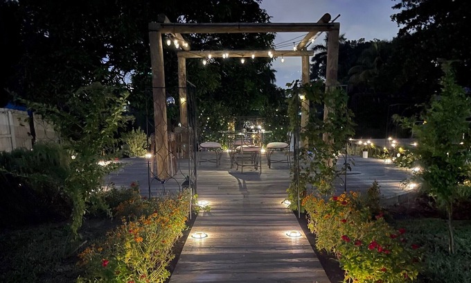 West Park Haus | Welcome to Lakeview Oasis, located 15 minutes to beaches 🌊 and casinos 🎰