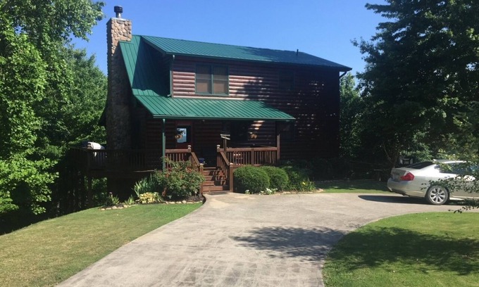 Ellijay Kabine | Lakeview Lodge Overlooking Carters Lake