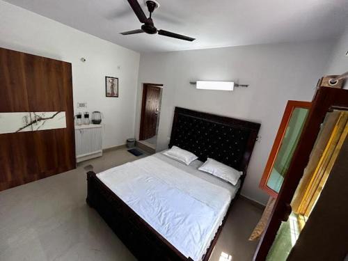 Sirala Haus | Lamyali Farm