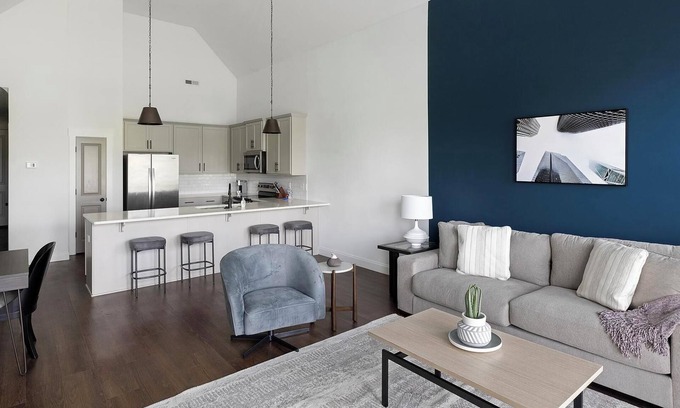 Athens Wohnung | Landing | Amazing 2BD, Clubhouse, Gym