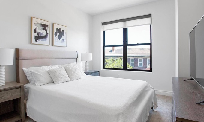 Little Italy Wohnung | Landing at La Collina - 2 Bedrooms in University Circle