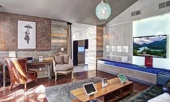 The Section Seven Wohnung | Landing at Reflections at the Lakes - 1 Bedroom in The Section Seven