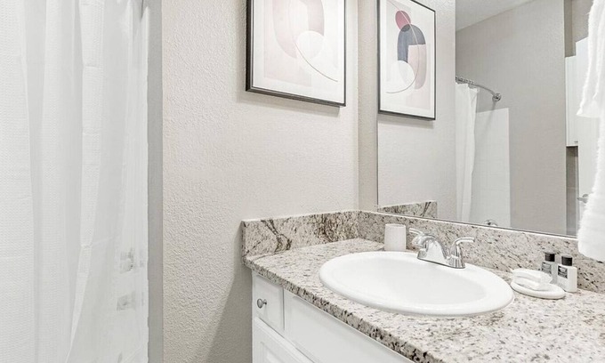 Germantown Wohnung | Landing at The Bridges At Germantown - 2 Bedrooms in Downtown Germantown