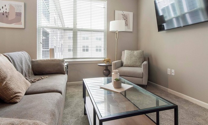 Chesterfield Wohnung | Landing at The Parq at Chesterfield - 2 Bedrooms in Chesterfield