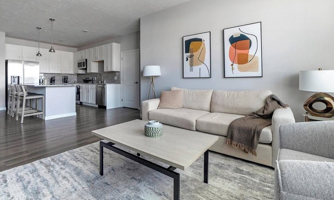 Northwest Columbus Wohnung | Landing | Stunning 2BD, Gym