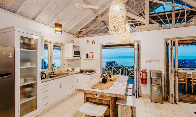 Jungut Batu Villa | Lanie