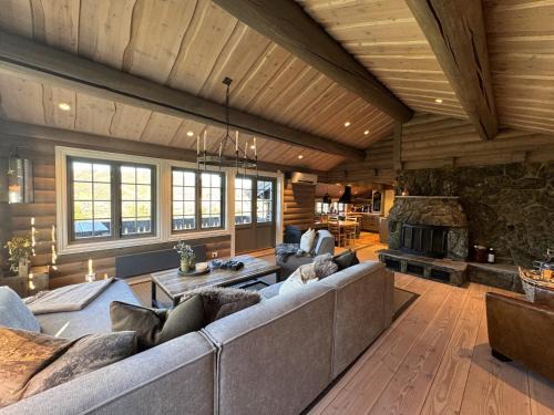 Geilo Haus | Large cabin with spectacular views in Geilo