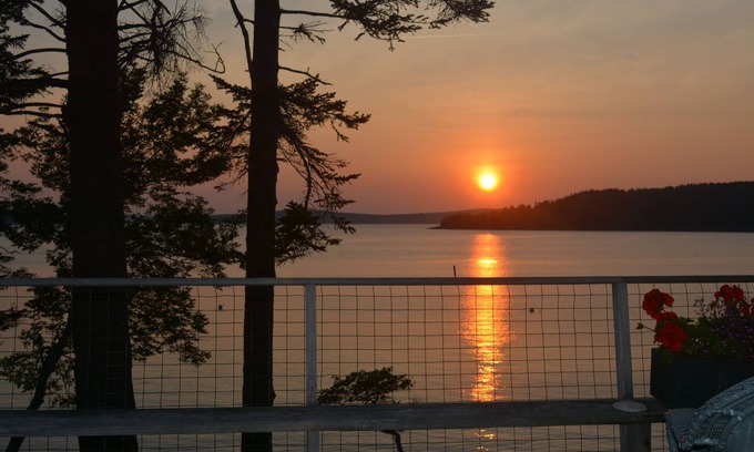 Seal Cove Haus | Ideal für Gruppen, Groß- und Großfamilien! Großes Haus am Meer in der Nähe des Acadia NP