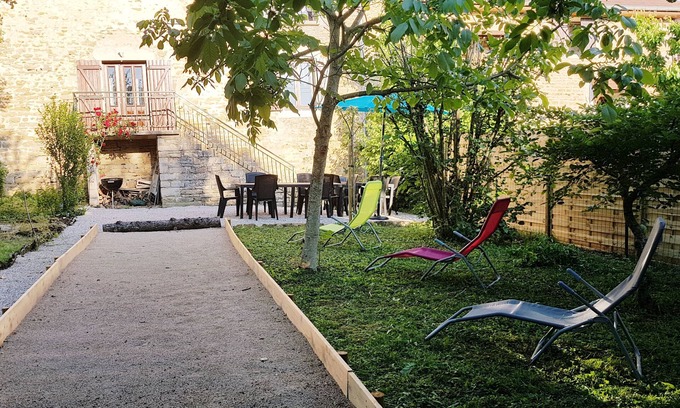 Mantry Haus | Large family home in the Jura - sleeps 8 to 9