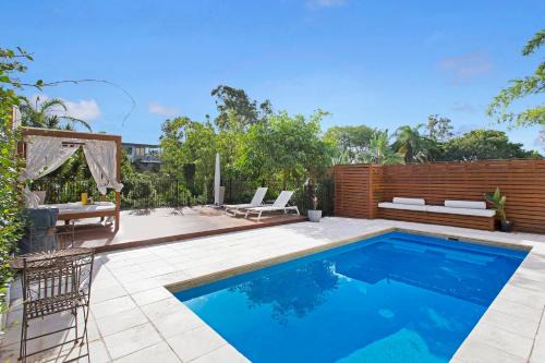 Balmoral Haus | Large Family Home with Pool & Spa