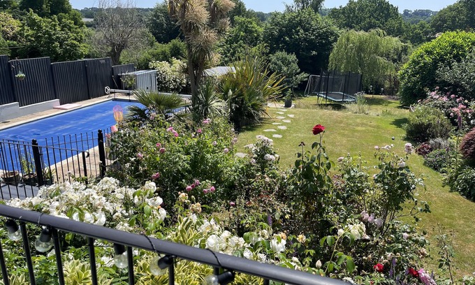 Wimborne Haus | Large outstanding house, 20 mins from the beach with gardens, pool & hot tub