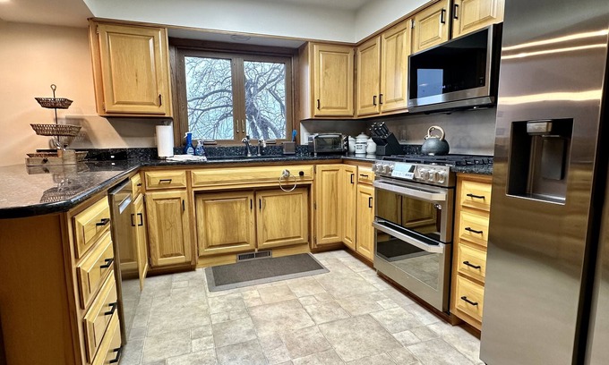 Pelican Rapids Haus | Game Room, Sauna, Great Views, Boat & Jet Ski Lifts, Quiet on Pelican Lake