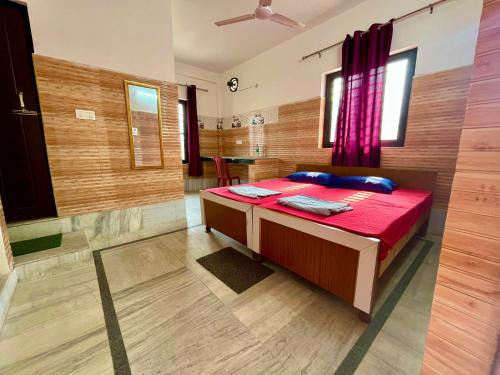 Rishikesh Kabine | Laxmi Lodge
