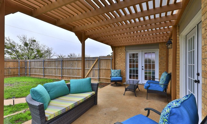 Abilene Haus | Lazy Boho Resort