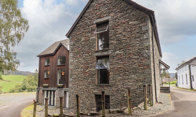 Elterwater Haus | LE CHALET, family friendly, with open fire in Elterwater