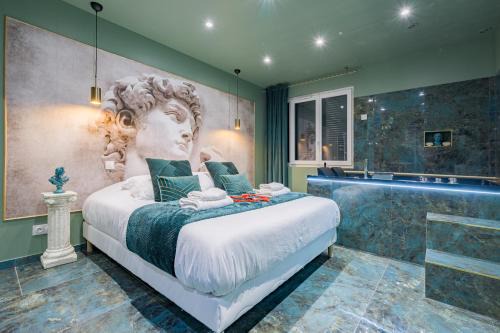 Montgeron Wohnung | Le Musée d’Aphrodite/JACUZZI