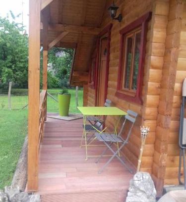 Jouhe Haus | Le petit chalet jurassien