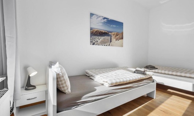 Eutritzsch Wohnung | Lea Apartments 4 Räume 2 Duschen 2 Küchen
