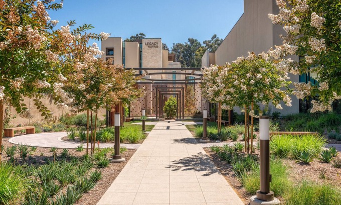 Mission Valley West Hotel | Legacy Resort Hotel & Spa