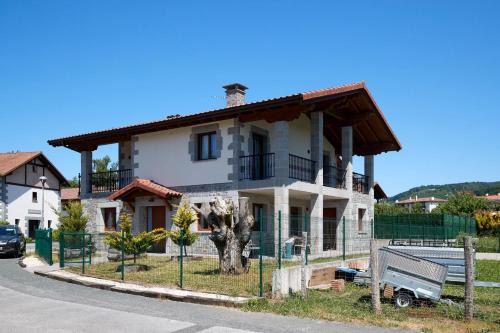 Lekunberri Haus | Leku Eder by Clabao