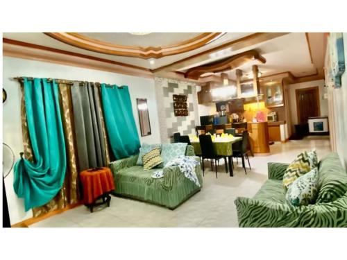 Davao Haus | Lens Staycation 3BDR-2BR-Downstairs ,NetflixWifi