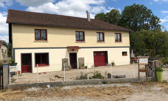 Saffloz Haus | Les 3Crokignols, maison d’hôte familiale.
