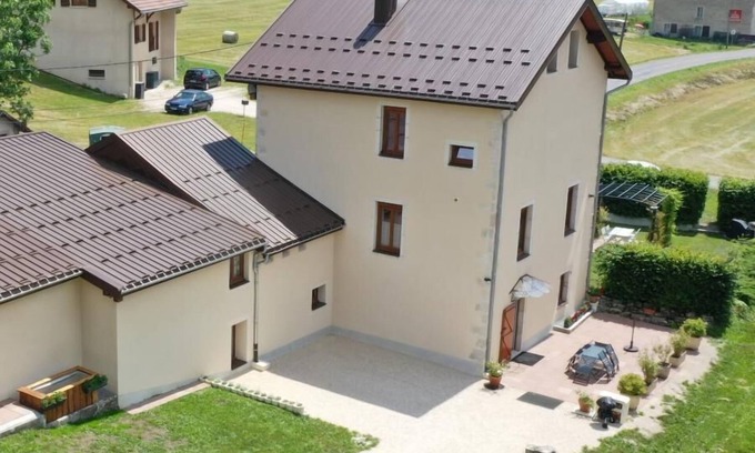 Mijoux Haus | Les Bains Douches - Mijoux