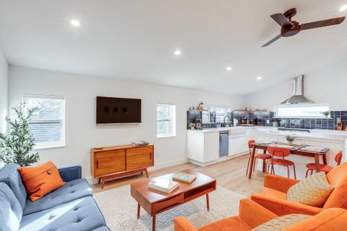City Park Wohnung | Less Than 1 Block to City Park New-Build Apt in Denver!