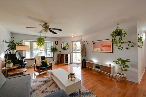 Virginia Village Haus | Less Than 7 Mi to Dtwn Denver Home with Large Yard!
