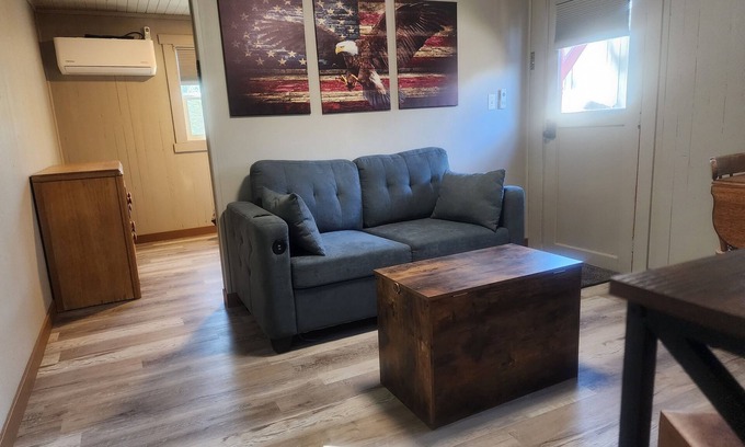 Clearwater County Kabine | Liberty Cabin at Patriots Place