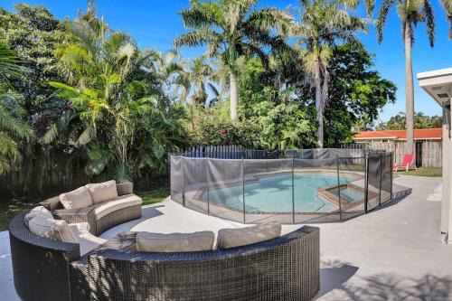 Lighthouse Point Haus | Lighthouse Point Oasis w Pool and Hot Tub Near Beach