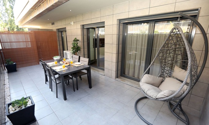 Moscavide Wohnung | Like-Home - Apt 1 bedroom, with terrace - Parque das Nações