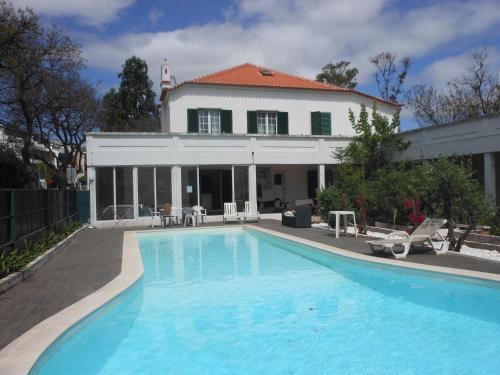 Oeiras Haus | Lisbon Blue House