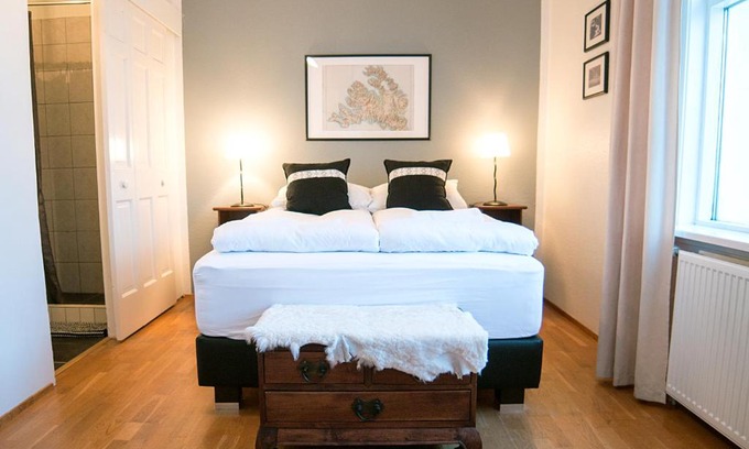 Flateyri Bed & Breakfast | Litlabyli