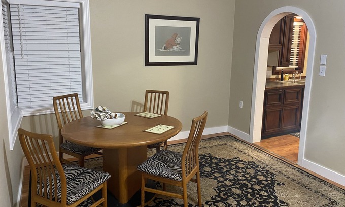 Afton Haus | Little Gem Cottage