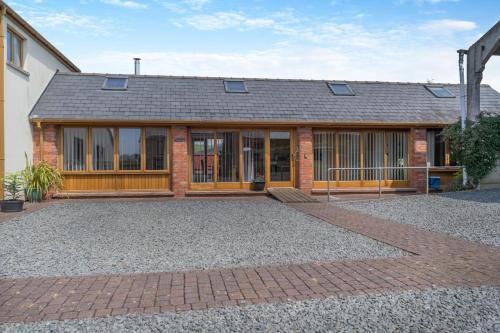 Monmouth Haus | Little Hendre Barn