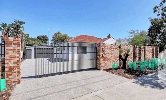 Rivervale Haus | Located in the Heart of Lathlain are cosy 3 bedrooms 1 bath suburban house