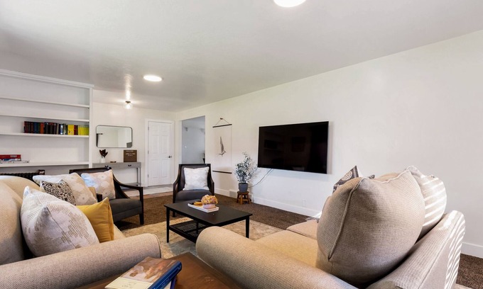 Highland Haus | Located near the mouth of American Fork Canyon