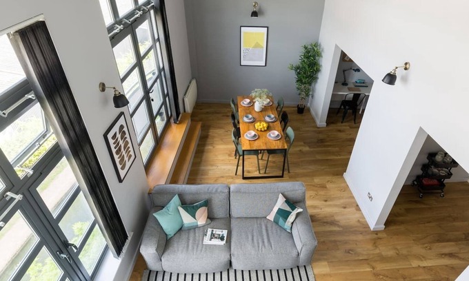 Coventry Wohnung | Loft Penthouse mit Blick auf die Stadt und den Kanal und Parkplatz