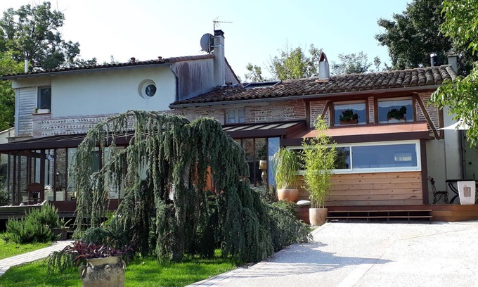 Esperce Hütte | LOFT MIT SWIMMINGPOOL IN EINER AUTHENTISCHEN SCHEUNE IM HERZEN DER NATUR