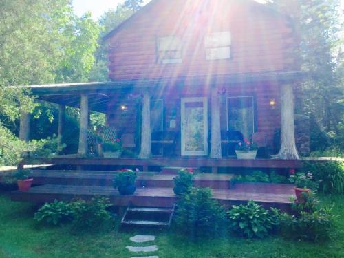 Caroga Lake Haus | Log Cabin Adirondack Lodge on State Trail System