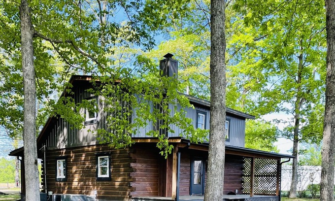 Cane Valley Kabine | Log Cabin by the lake