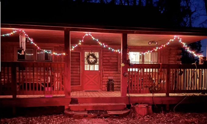 Golts Kabine | Log Cabin in the woods in nature in a secluded peaceful place.