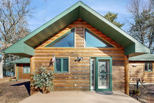 Friendship Haus | Log Cabin Life