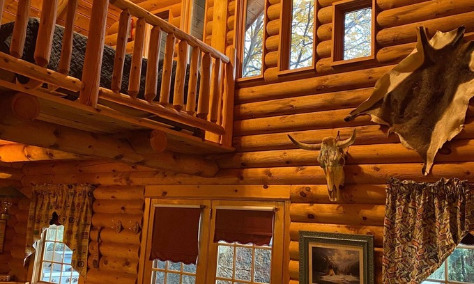 Harpers Ferry Kabine | Log Cabin next to the Mississippi River