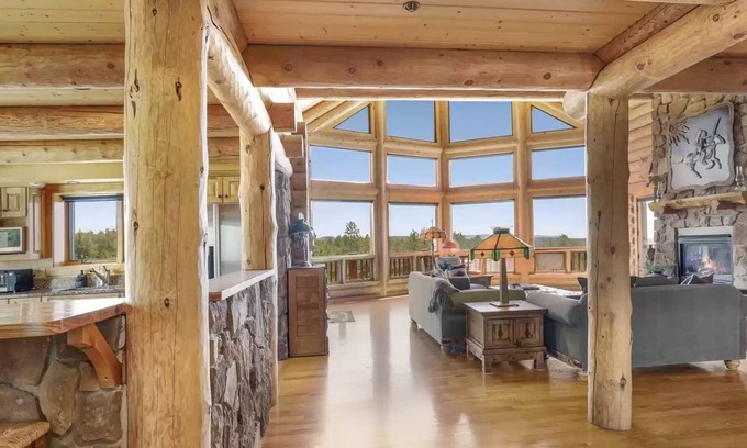 Durango - Purgatory Haus | Log cabin Views* jacuzzi & sauna private big deck min to town
